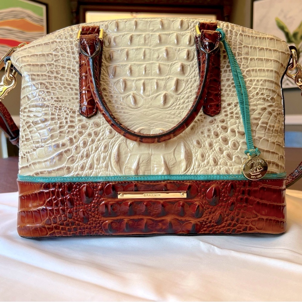 Gorgeous Brahmin Duxbury Satchel in Vanilla Macaw